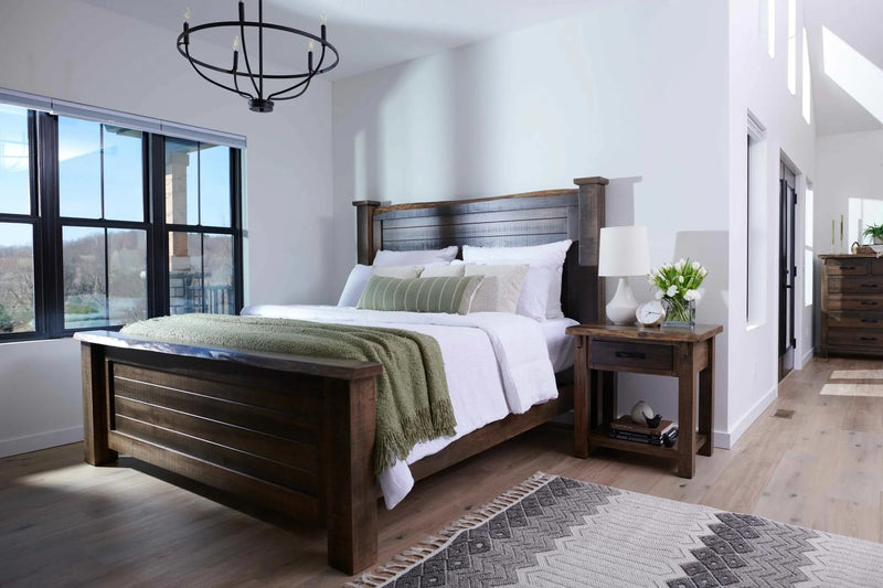 Amish Warminster Bedroom Furniture Collection