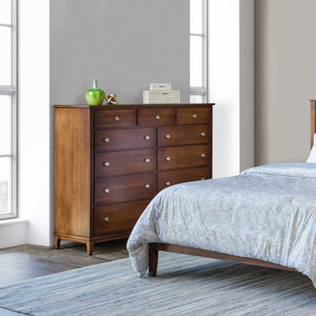 Amish Wynmoor Lady's Dresser
