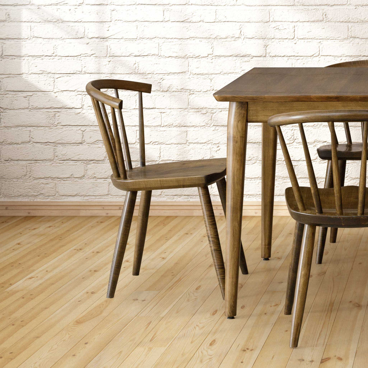 Amish Tussok Low Back Windsor Spindle Dining Chair