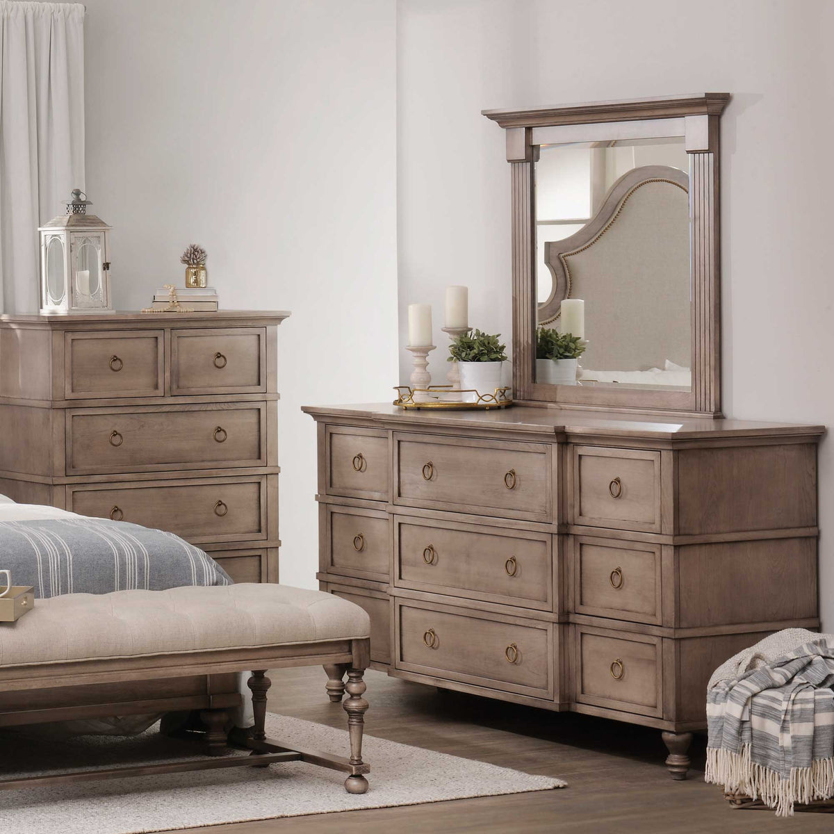 Cómoda Amish Ashbridge de madera maciza con 9 cajones