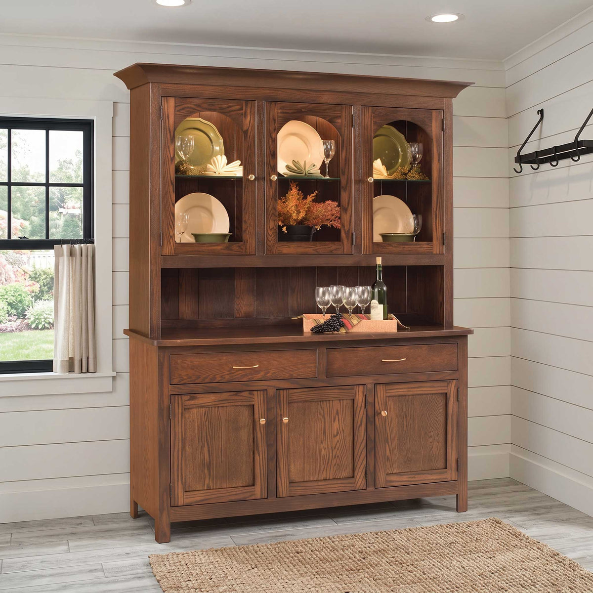 Amish Georgetown 3-Door Dining Hutch
