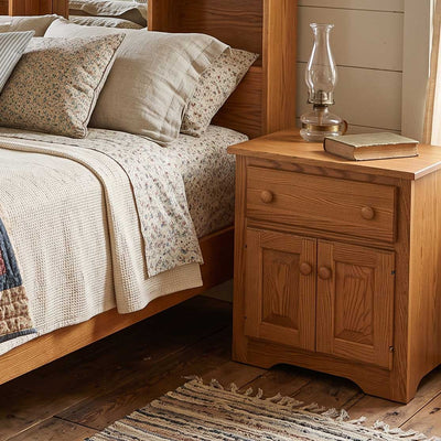 Eden Amish Shaker 2-Door 1-Drawer Nightstand