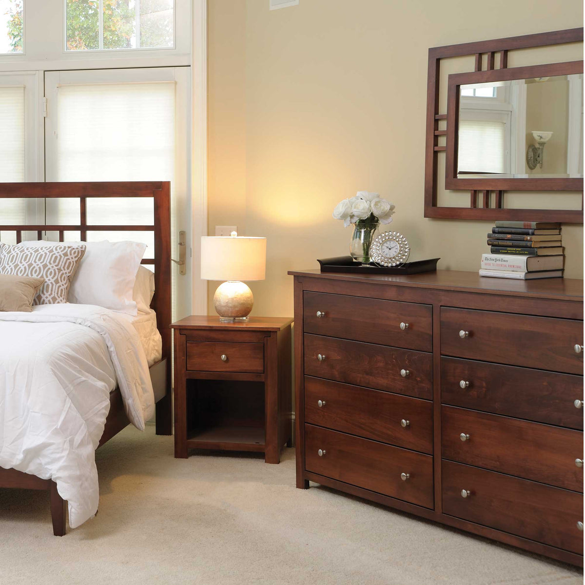 Amish Poughkeepsie 8-Drawer Dresser