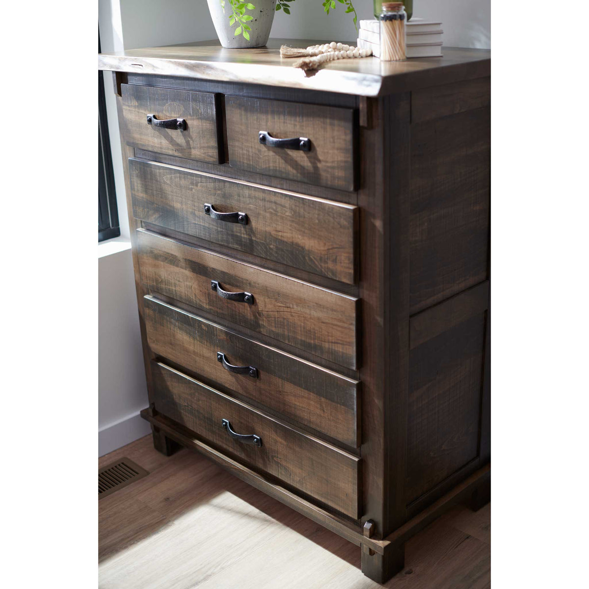 Amish Warminster Rustic Barnwood Chest