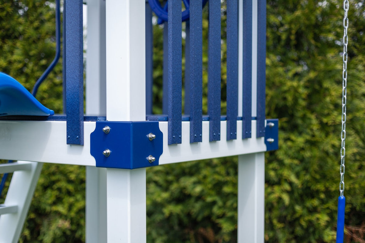 Vinyl playset construction detail – Patiova Amish-built