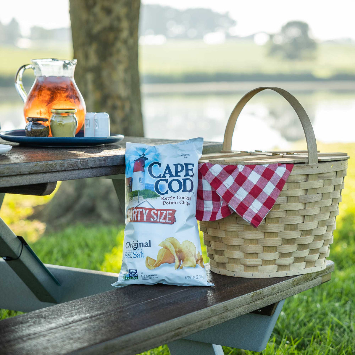 Amish Poly Resin Outdoor 6' Picnic Table - snyders.furniture