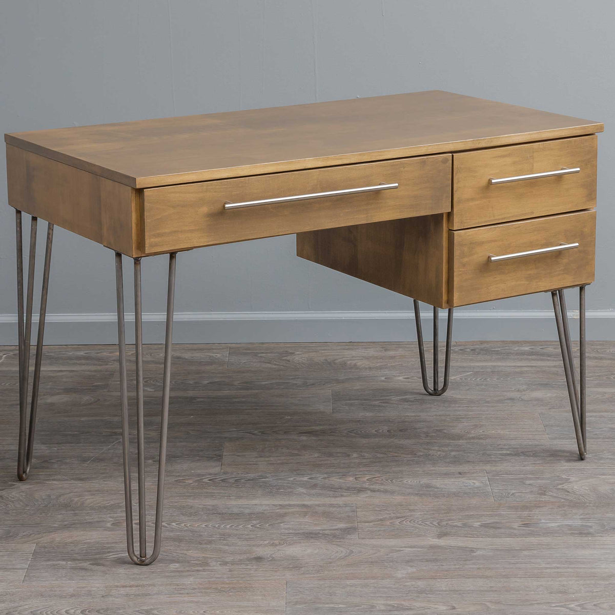 Amish Soho Mid Century Modern Student Desk - snyders.furniture
