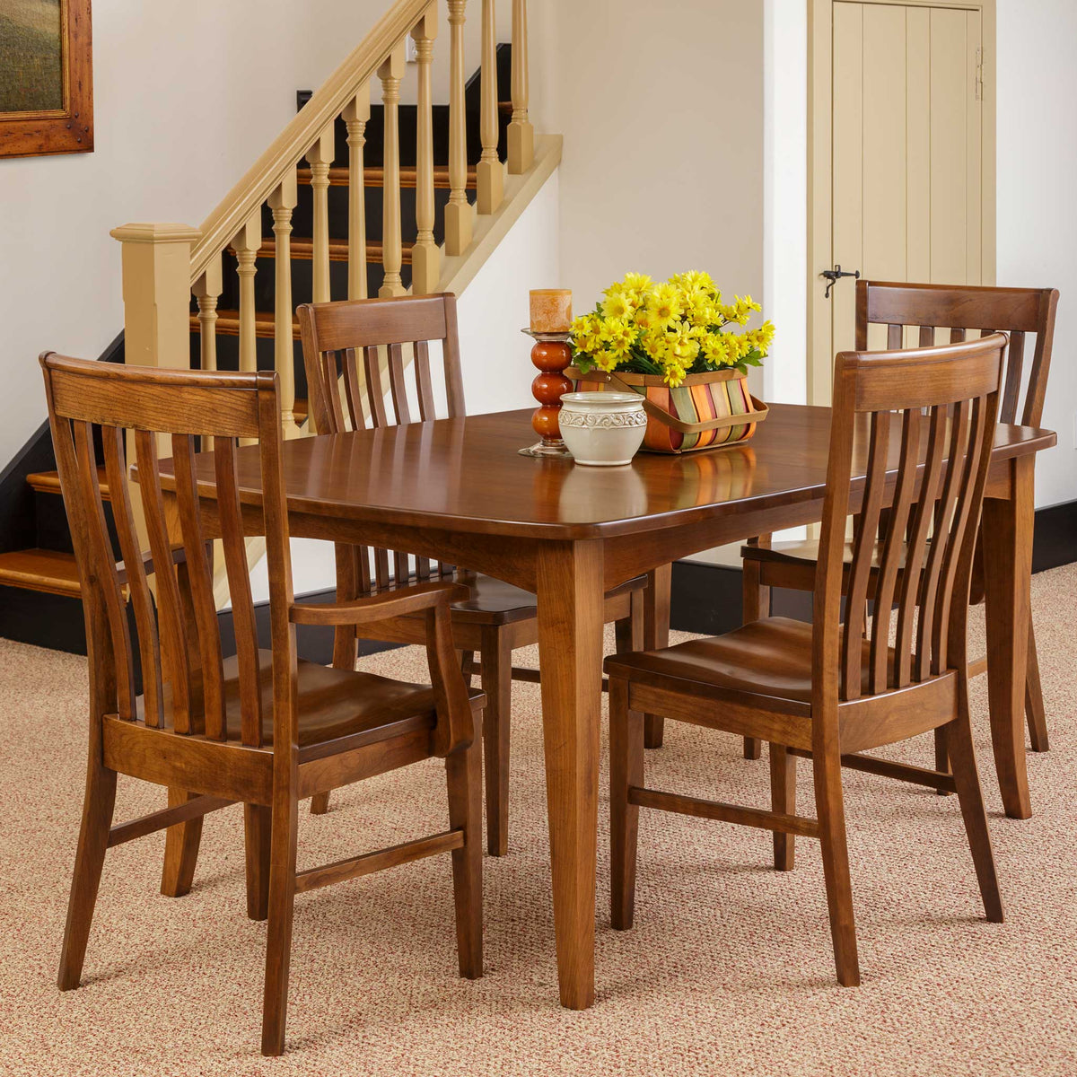 Amish Yarmouth Rectangular Leg Farm Table