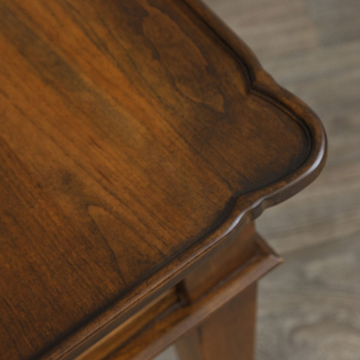 Victorian Coffee Table - snyders.furniture