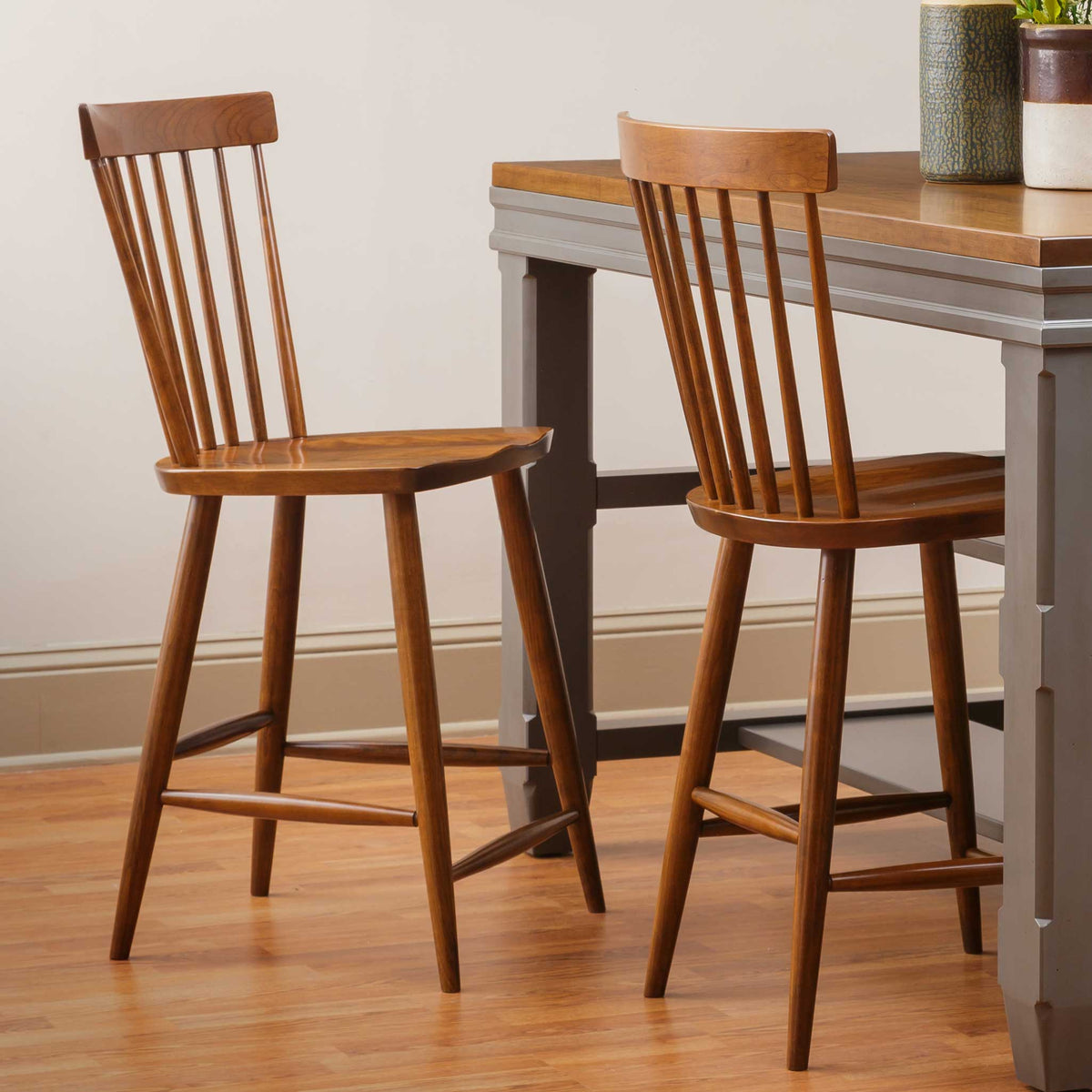 Amish Cordona Windsor Solid Wood Bar Stool