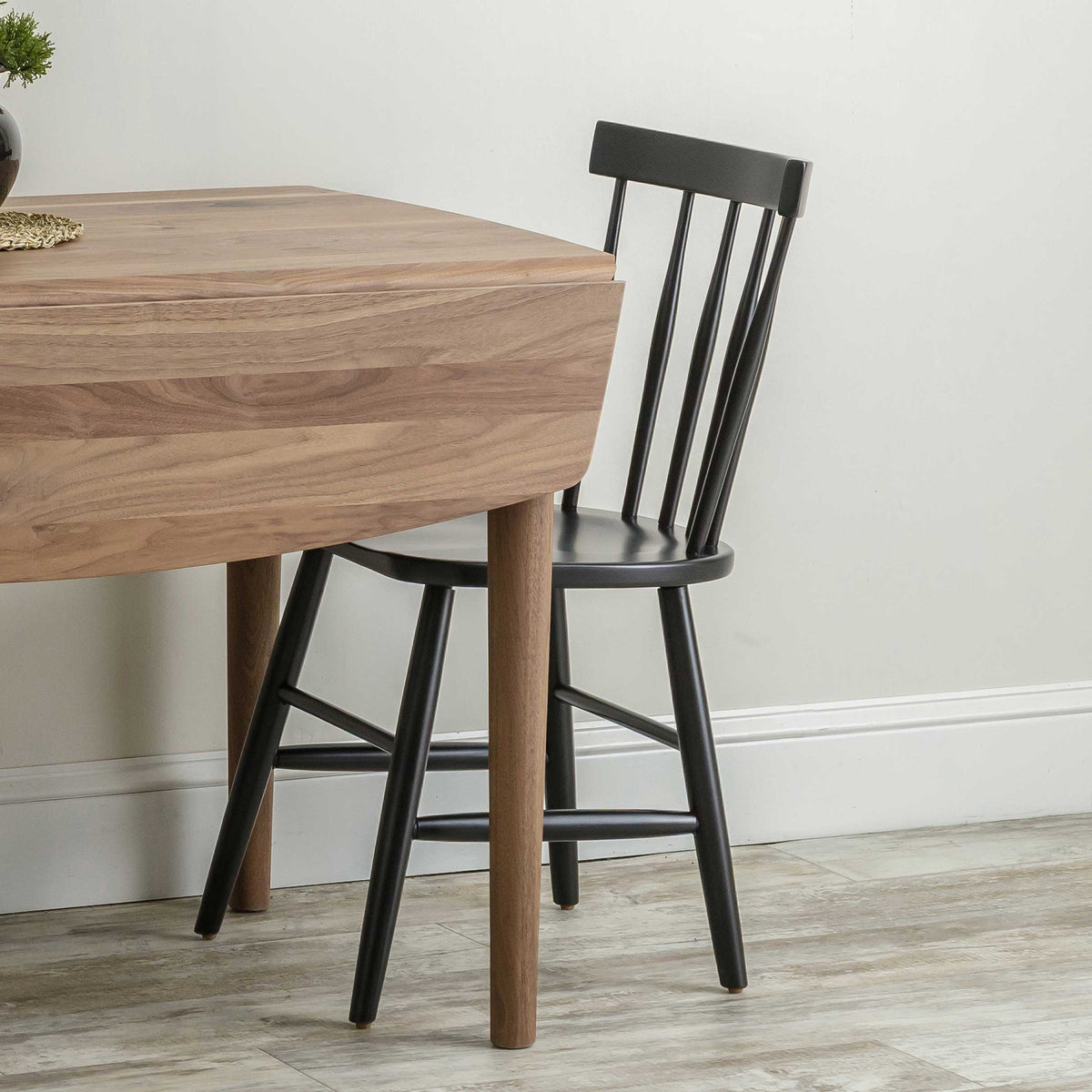 Amish Portage Solid Wood Windsor Dining Chair