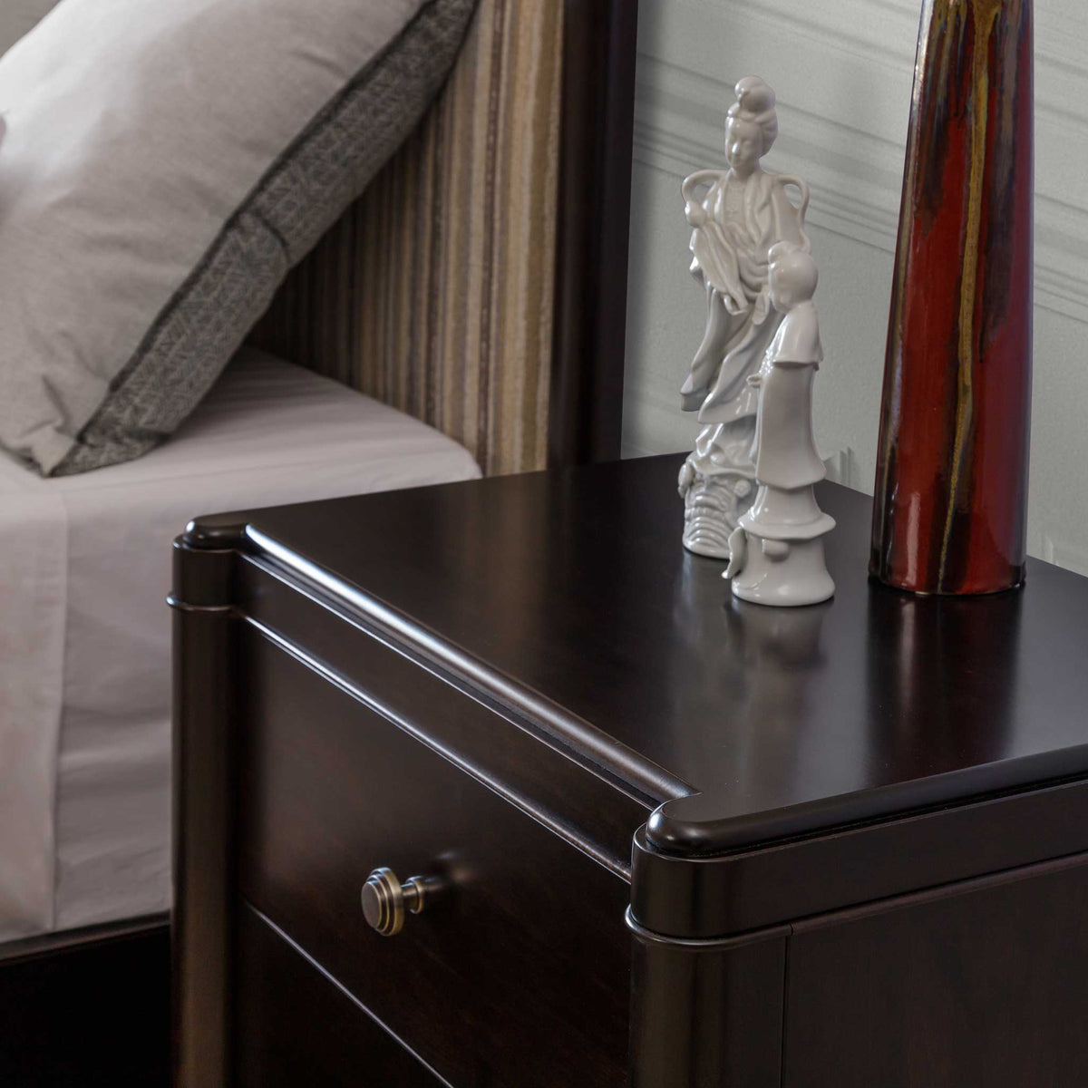 Amish Francesca 3 Drawer Night Stand