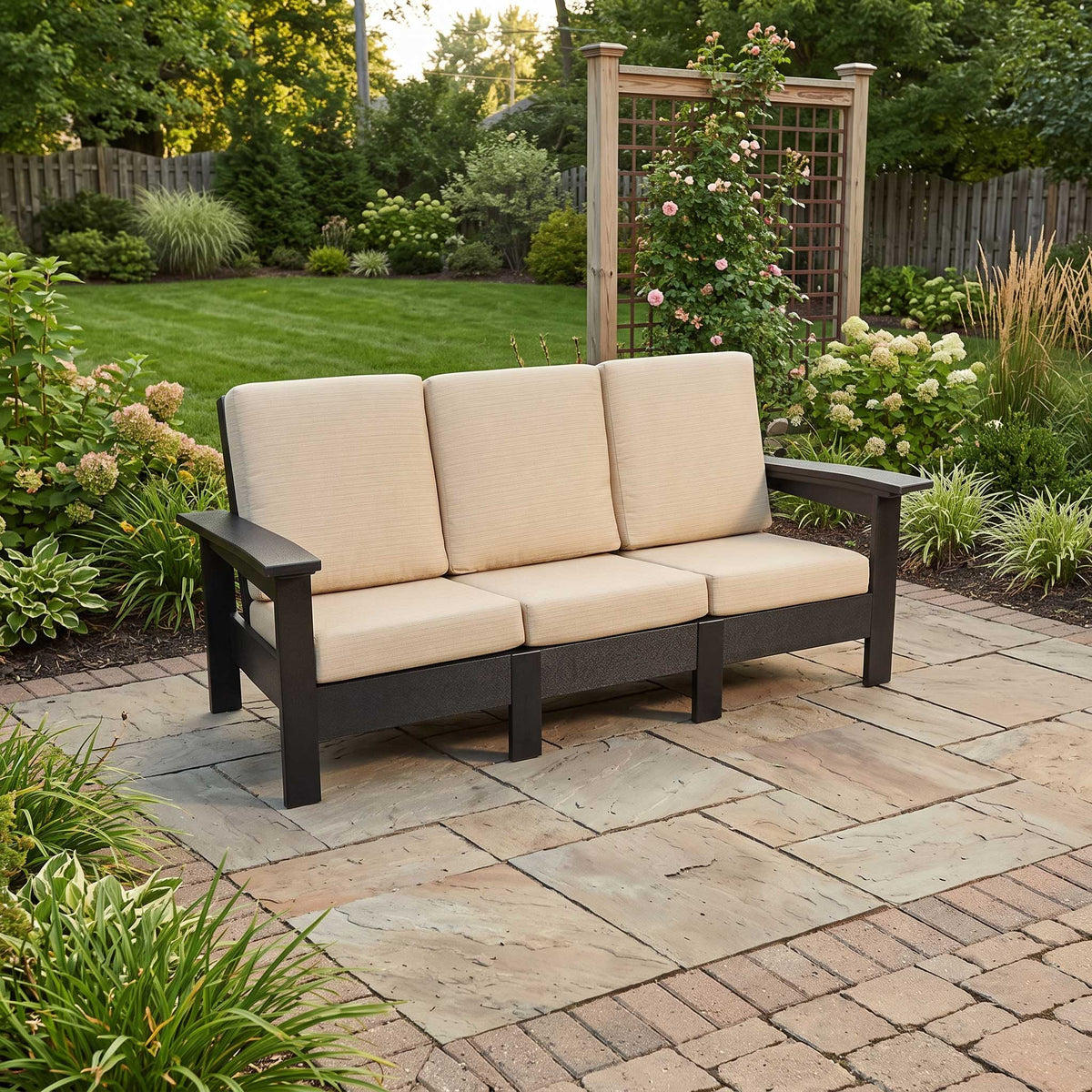 Amish Hampton Bays Poly Patio 6' Cushion Sofa