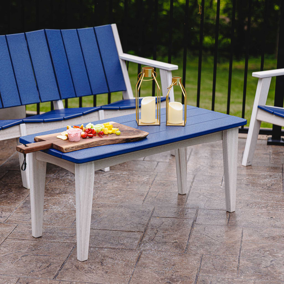 Amish Fernandina Poly Outdoor Coffee Table