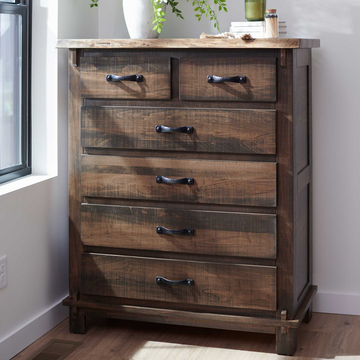 Amish Warminster Rustic Barnwood Chest