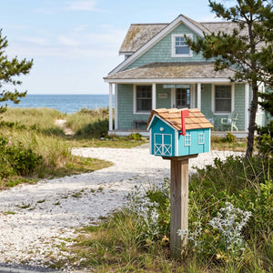 Amish Cedar roof wood mailbox
