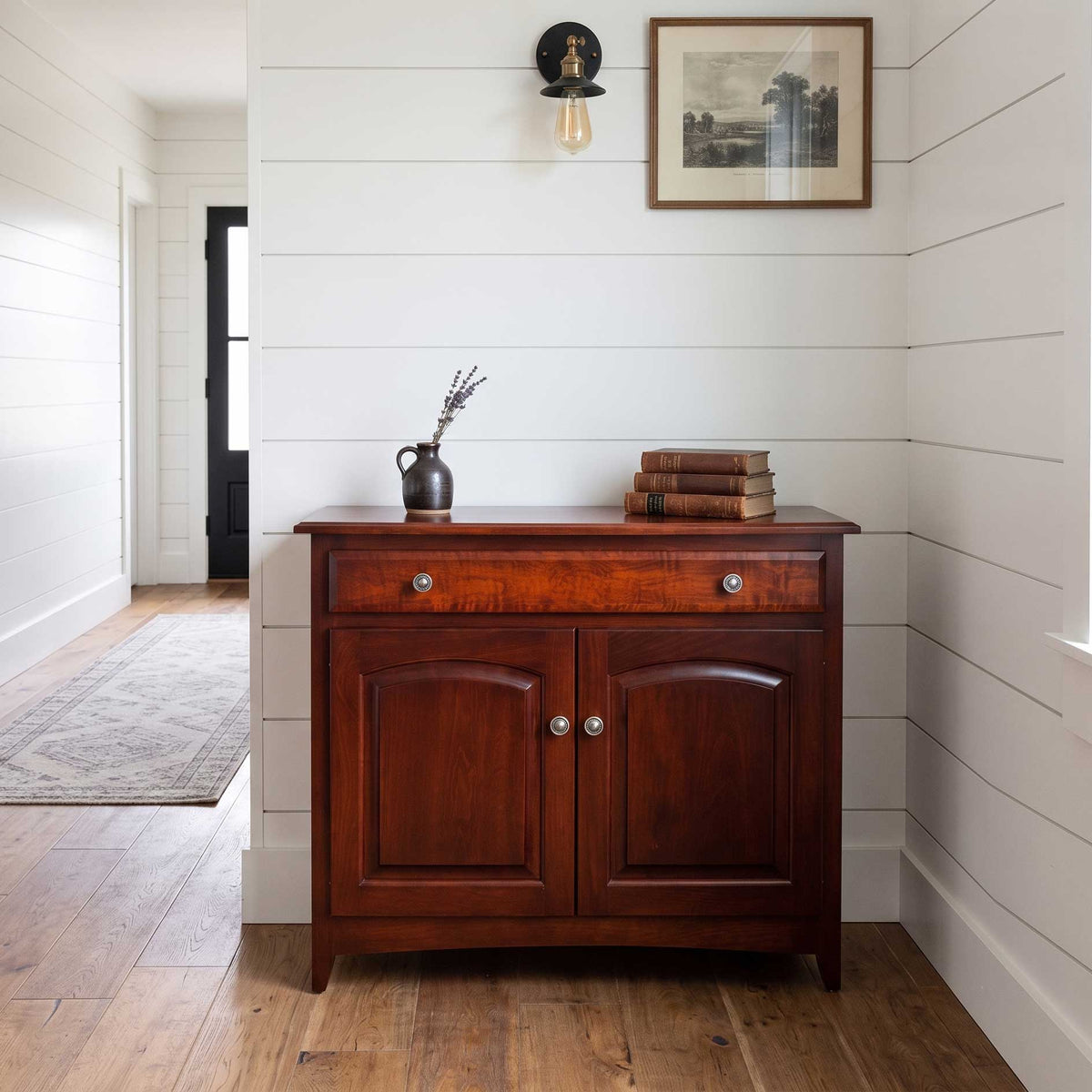 Amish Manchester Hall Console