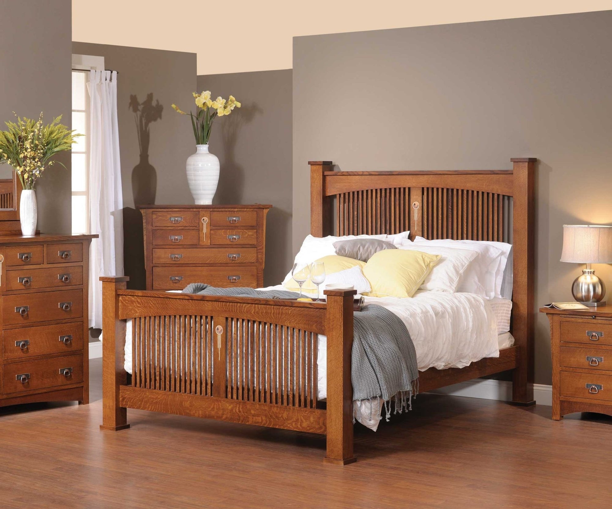 Amish Solid Wood Artesano Spindle Bed - snyders.furniture