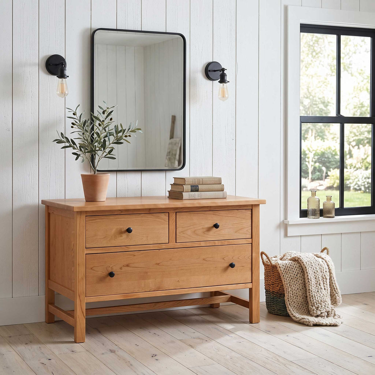 Amish Logan Square 3-Drawer Low Chest