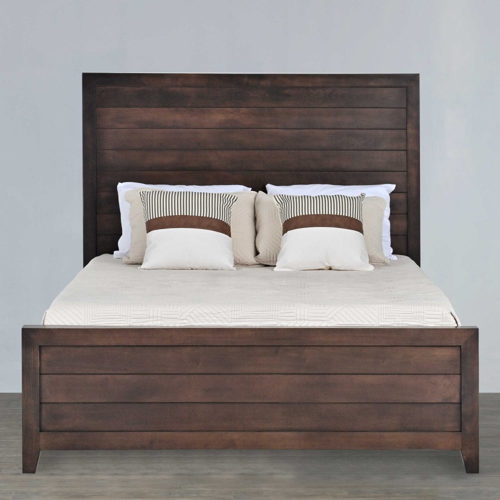 Amish Hillsboro 5-Piece Solid Wood Bedroom Set — Quick Ship