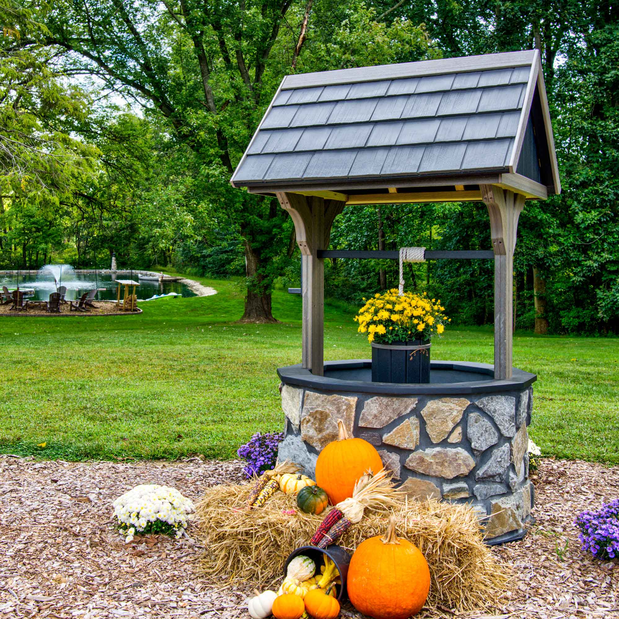 Amish Jumbo stone wishing well