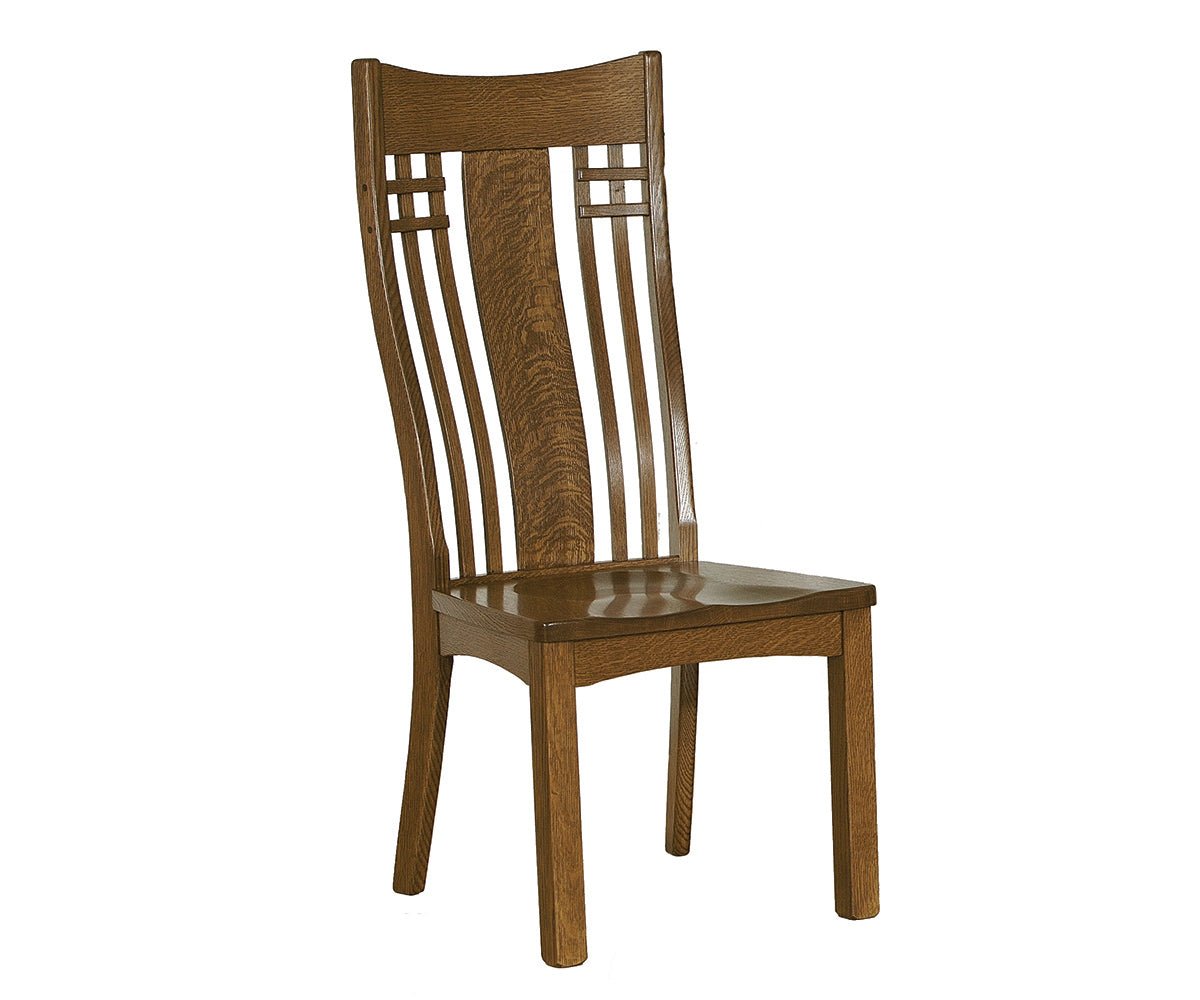 Oak side chair with a broad curved splat, square lattice cut-outs at the top and a scooped seat