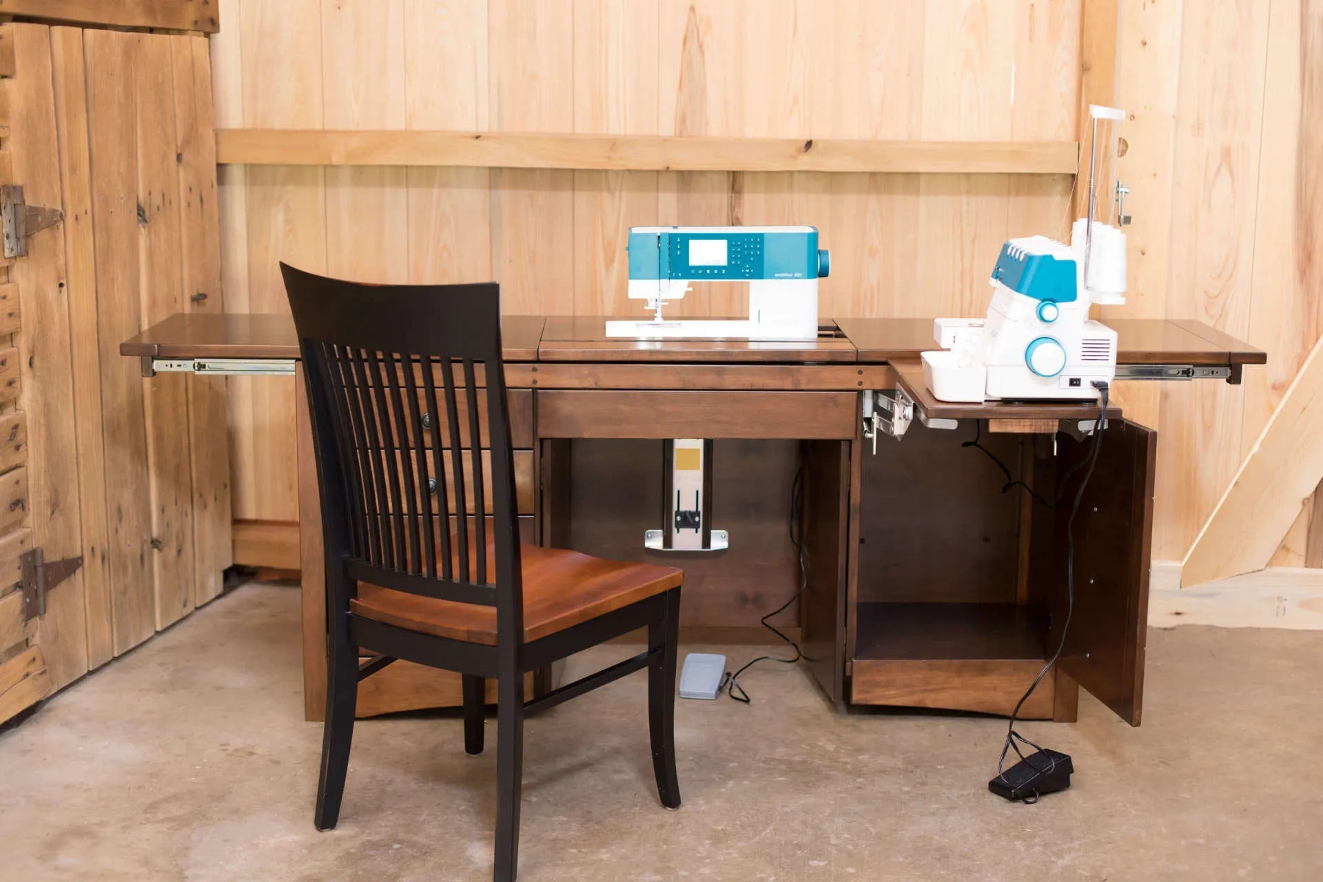 ま*ご様 【Dual Duty】レトロな木製什器 Amish Taylor Large Sewing Cabinet Quick Ship | Amish Furniture